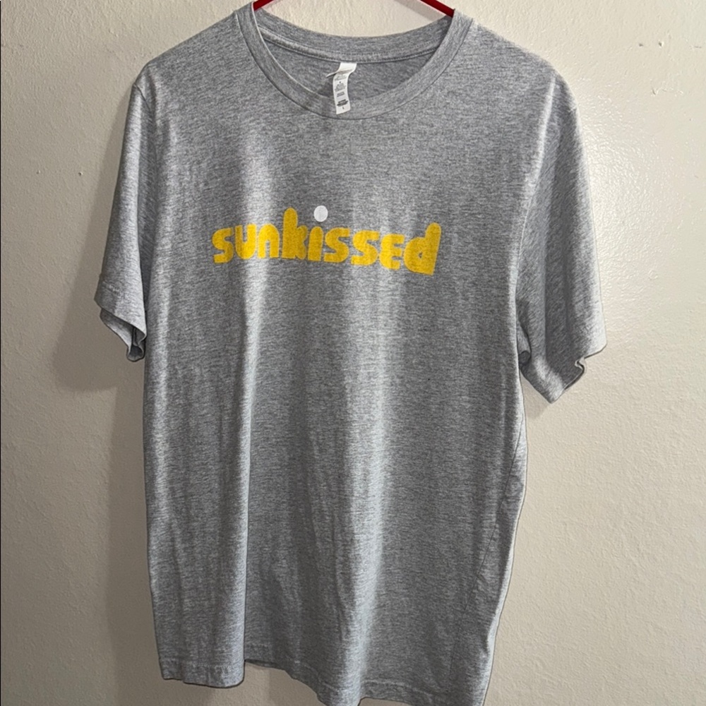 Gray Sunkissed T-Shirt large